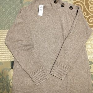 NWT!!  Loft Outlet Shoulder Button Tunic Sweater